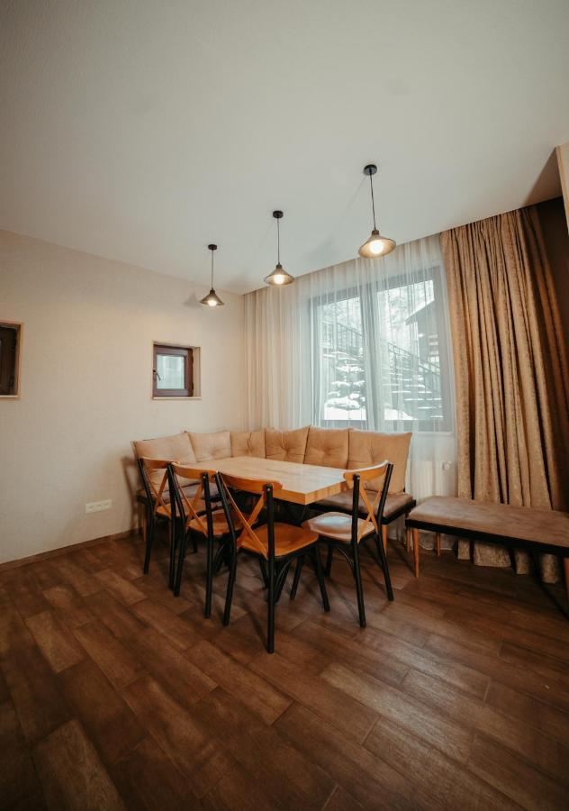 Chalet 7 In *